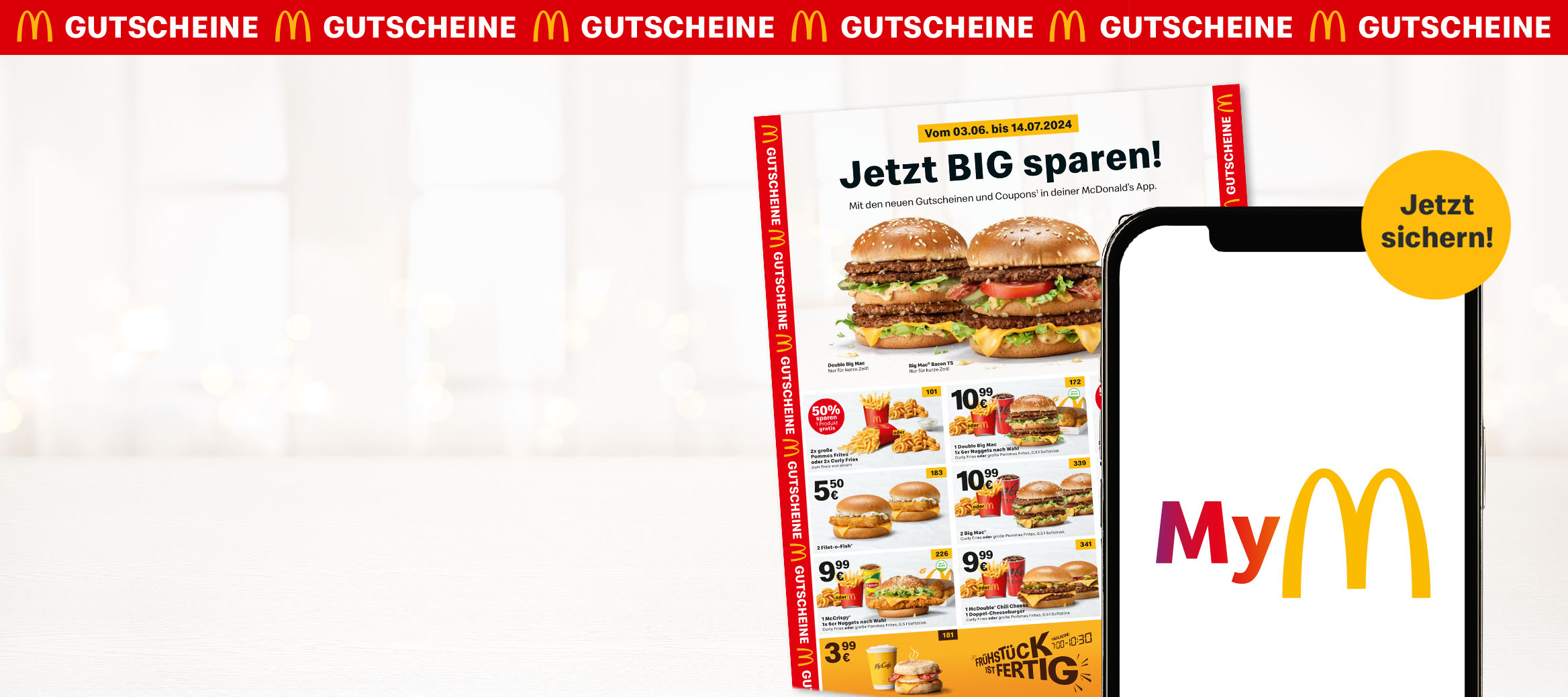 Auf dem Bild befindet sich das aktuelle Gutscheinheft mit der Überschrift „Jetzt BIG sparen!“ über einem Big Mac® Bacon TS und Double Big Mac. Daneben ein Smartphone mit dem My McDonald’s- Logo.